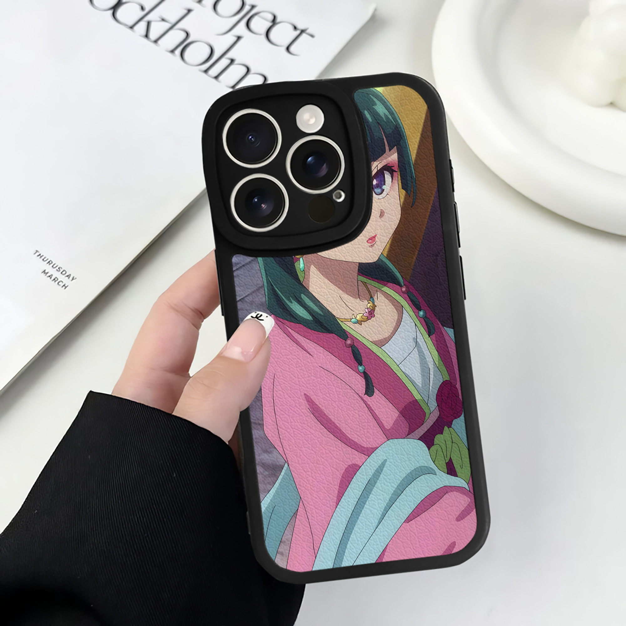 薬屋のひとりごと The Apothecary Diaries 【iPhone 16シリーズ対応】シリコンスマホケース（レザー調） 材質：シリコン